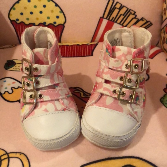 Juicy couture baby girl high top shoe - Picture 2 of 5